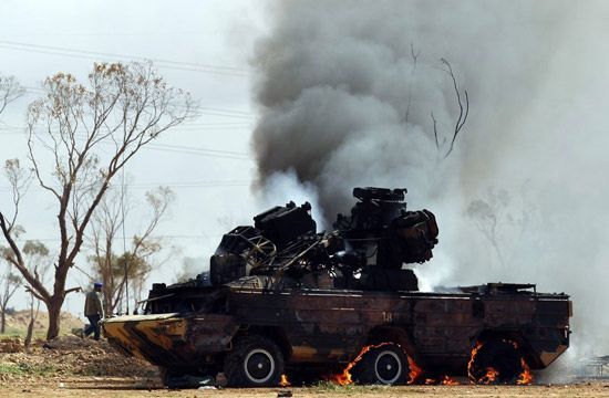 利比亚军队防空导弹系统被西方战机摧毁
